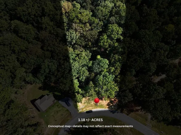 21 Lake Top Ln #21, Ellijay, GA 30540