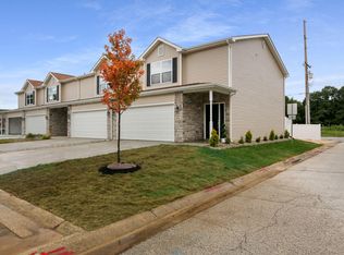 920 Penny Ct, Hobart, IN 46342