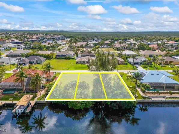 2301 SW 54th Ln, Cape Coral, FL 33914