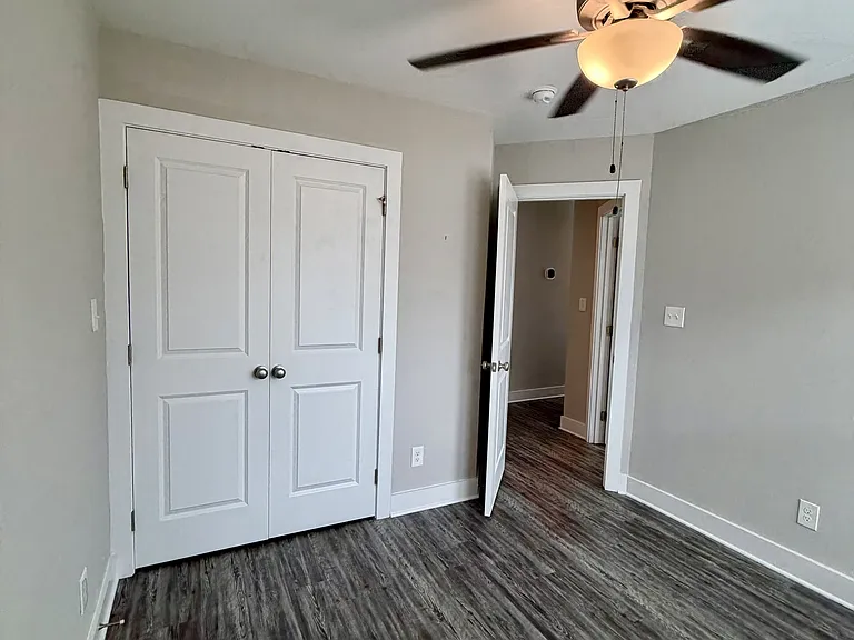 52 Cuddington Ln #1 — Photo 31