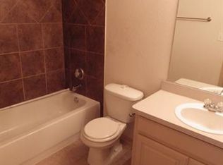 2335 N Elm St UNIT 2, Denton, TX 76201