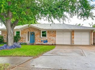 6023 Chrystell Ln, Houston, TX 77092