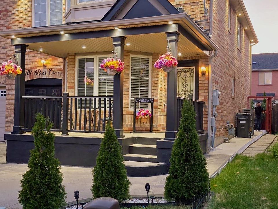 1st image of 1107 Barr Cres