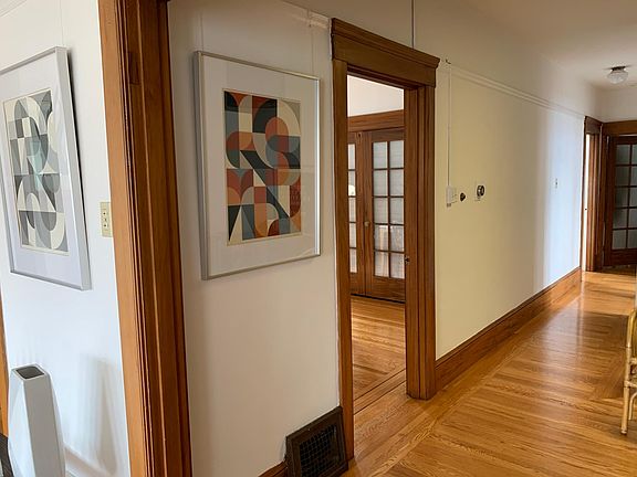 Upstairs unit photo, but the room design is the same.