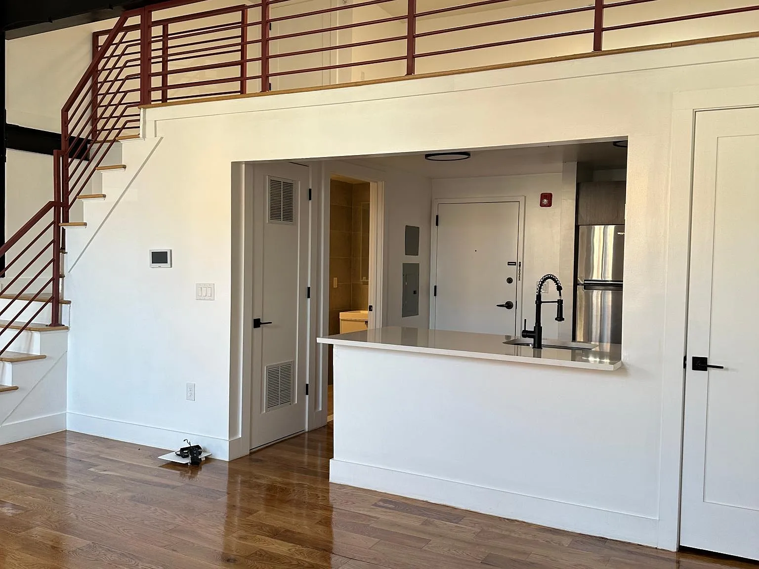 1 bed, $2,500 — Photo 3