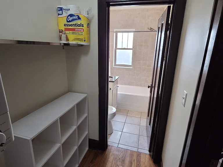 502 Beloit Ave #3B — Photo 13