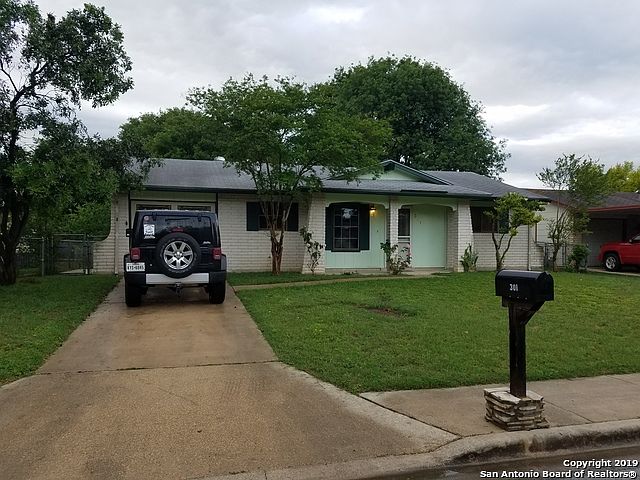 1st image of 301 Beverly Dr