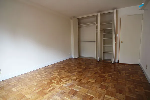 Rented by FirstService Realty (legacy) | media 17