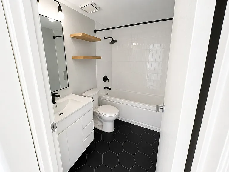 250 E Harbortown Dr #1507 — Photo 7