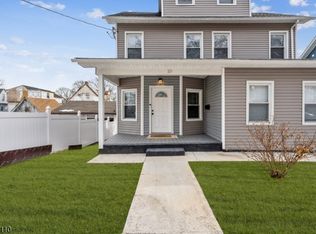 22 Pine Grove Ter, Newark City, NJ 07106