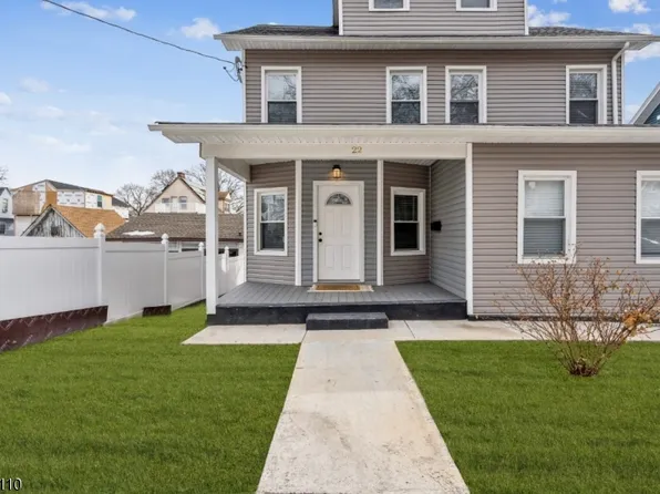 22 Pine Grove Ter, Newark City, NJ 07106