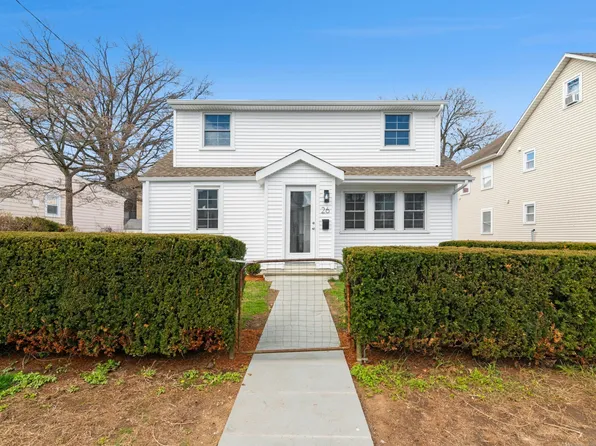 26 Saint Benedict Circle, Stamford, CT 06902