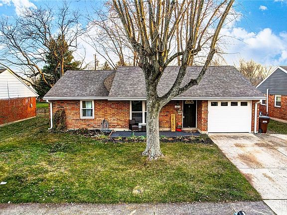 2nd image of 125 Rogers Dr