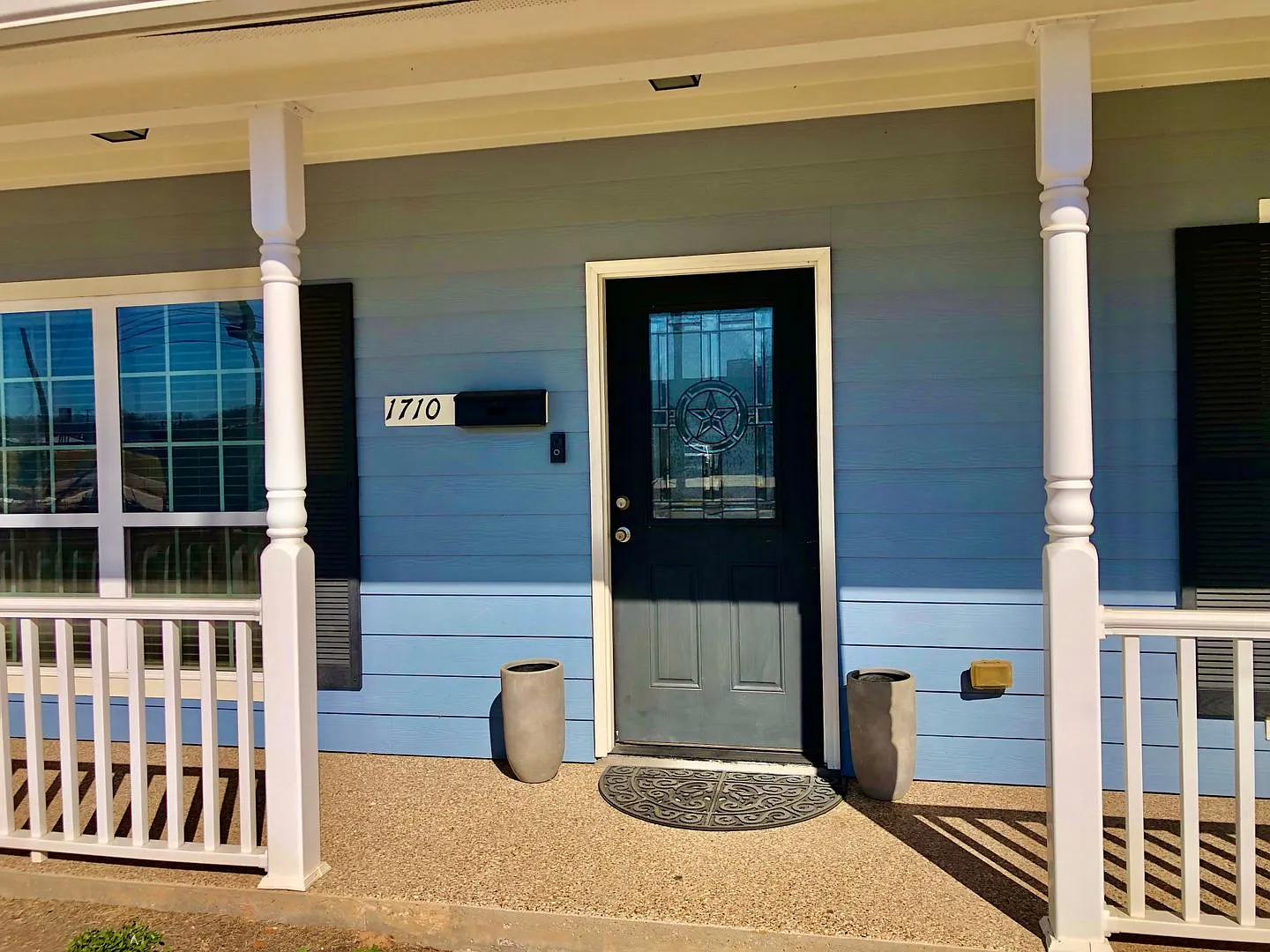 3BR/3BA House Near Campus — Photo 2