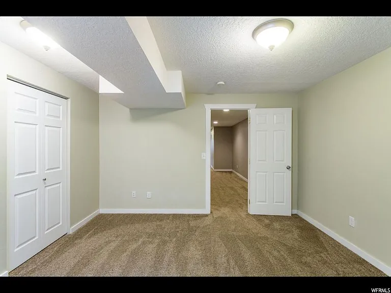 2724 S Richmond St E — Photo 20
