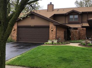 924 Indian Boundary Dr, Westmont, IL
