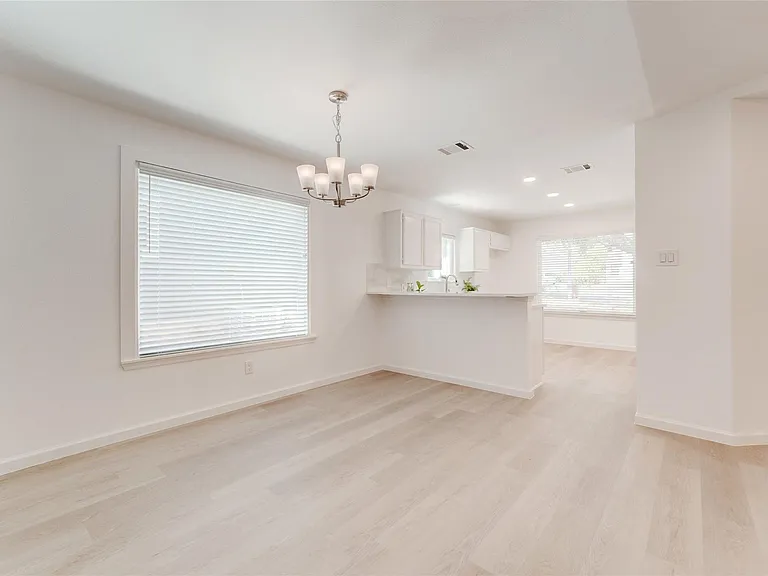 12815 Carrera Dr — Photo 11