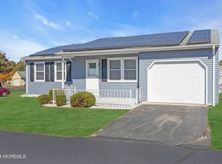 90 Chelsea Dr #72, Manchester Township, NJ 08759