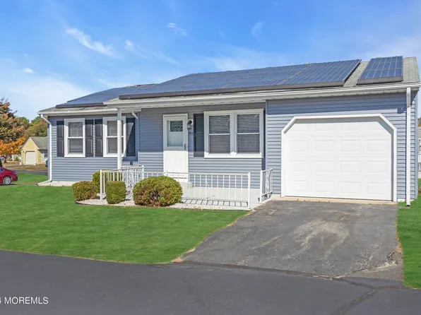 90 Chelsea Drive #72, Whiting, NJ 08759