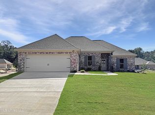736 Magnolia Point Cir, Pearl, MS 39208