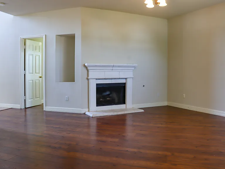 4021 Aladdin Dr — Photo 4