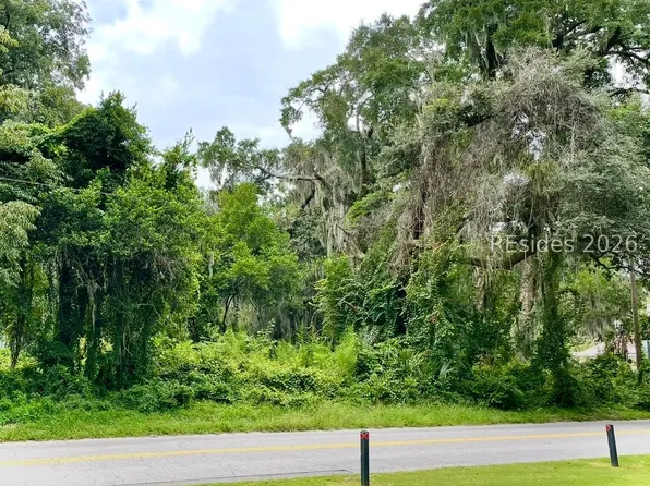 69 Boundary St, Bluffton, SC 29910