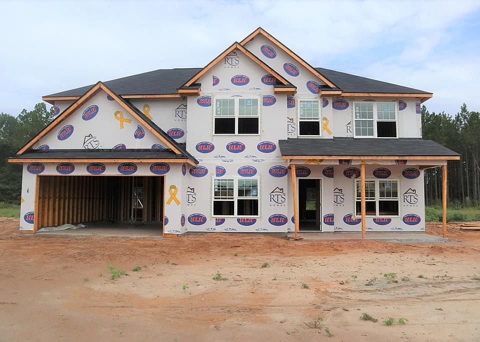 1st image of 70 Fairview Dr NE