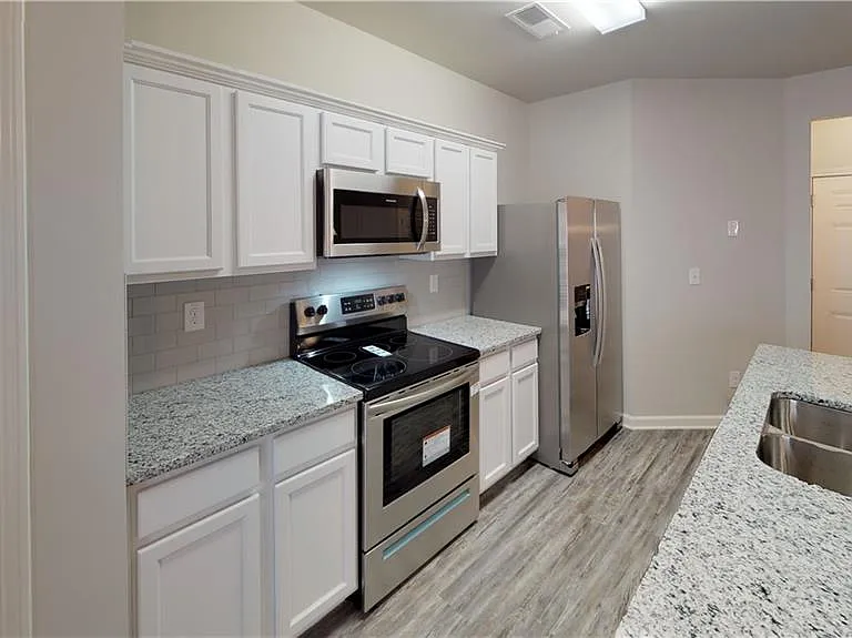 4048 Kingsbrook Blvd — Photo 29