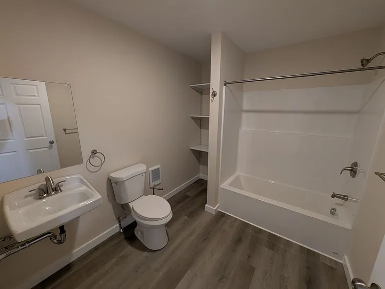 80 Nicholas Barre Town — Photo 3
