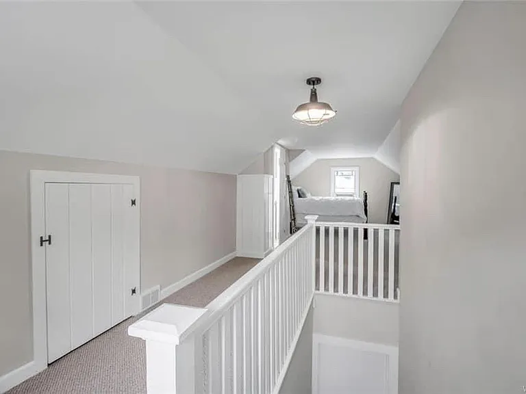 265 Perry St — Photo 20