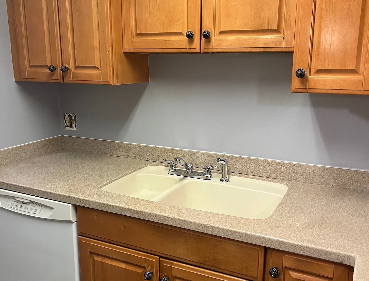 2 bed, 759 sqft, $1,700 — Photo 4