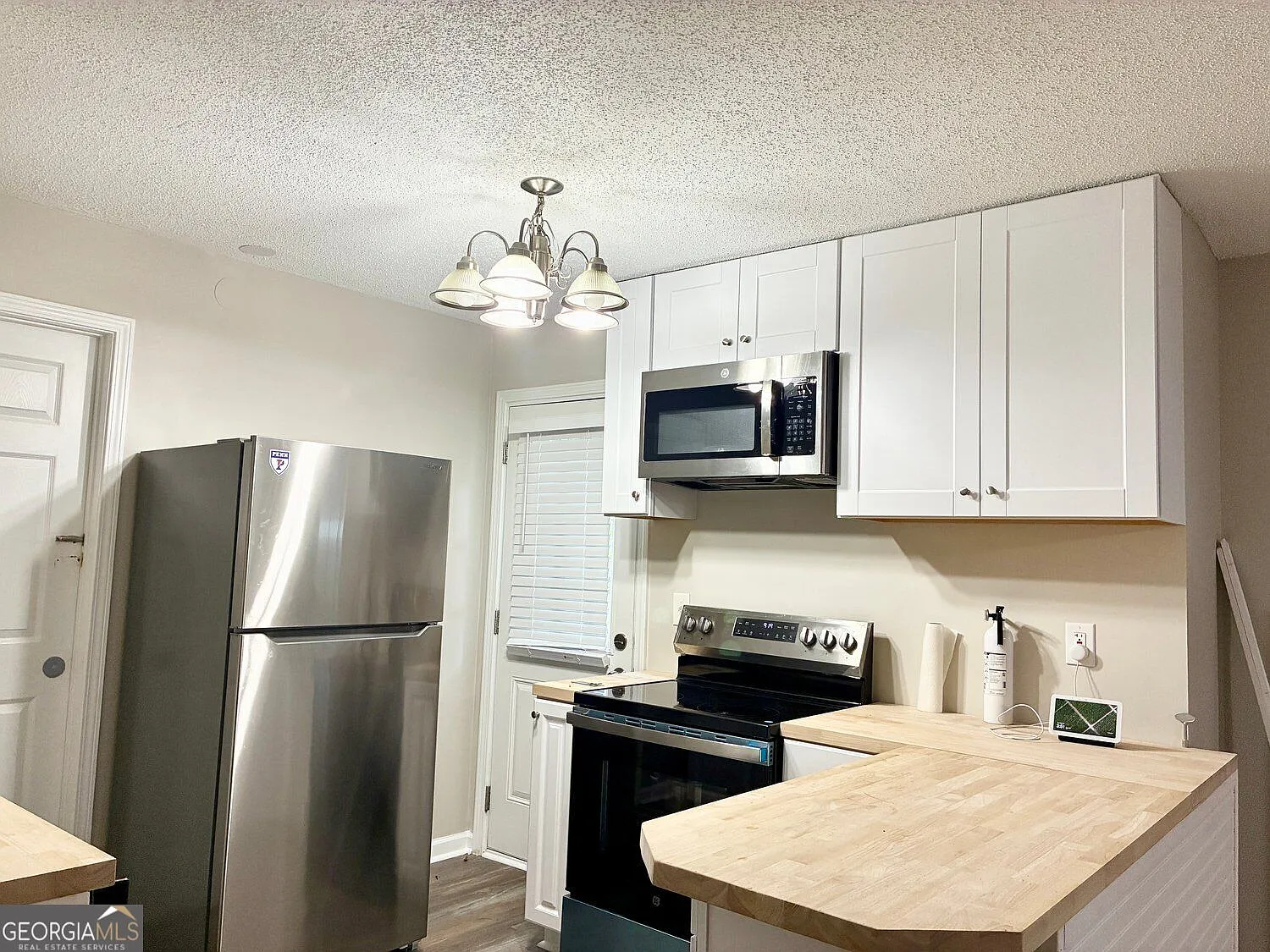 1 bed, 1000 sqft, $1,500 — Photo 2