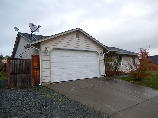1st image of 778 Carriage Court Dr W
