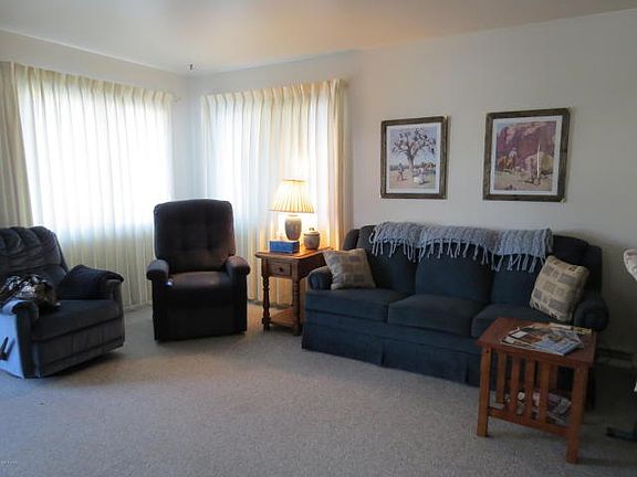 4th image of 4712 Carol Dr