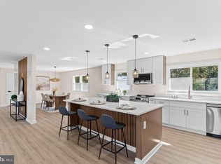 719 Manning Rd E, Accokeek, MD 20607