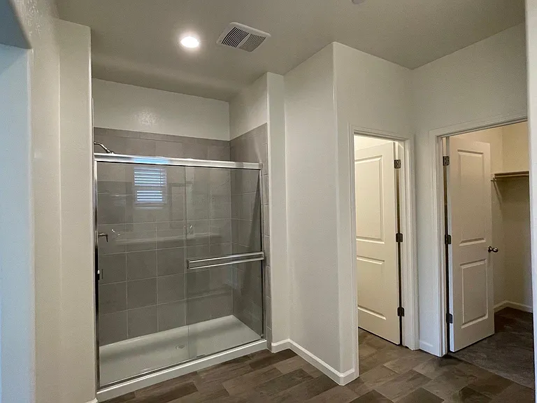 2100 Descanso Ave — Photo 14