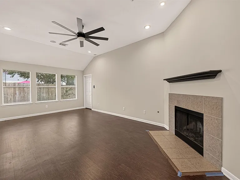 25223 Clover Ranch Dr — Photo 11