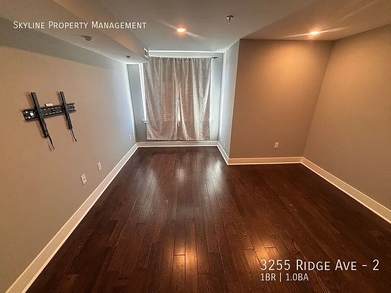 3255 Ridge Ave #2 — Photo 7