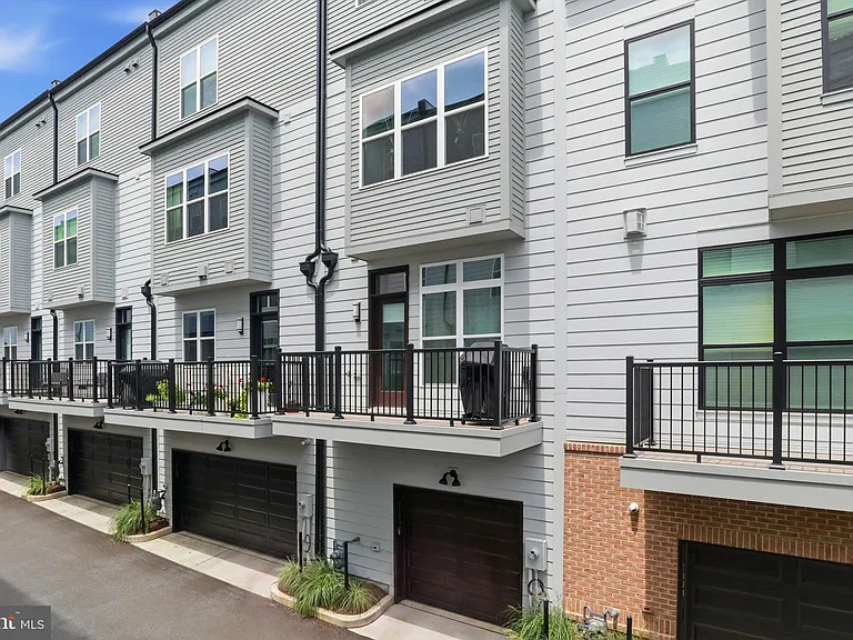 2103 Tysons Rd — Photo 35