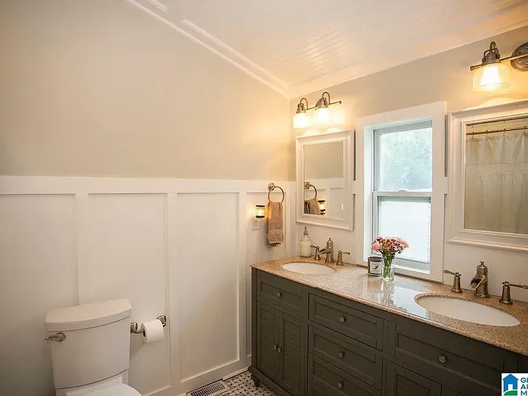 735 Branch Dr — Photo 11