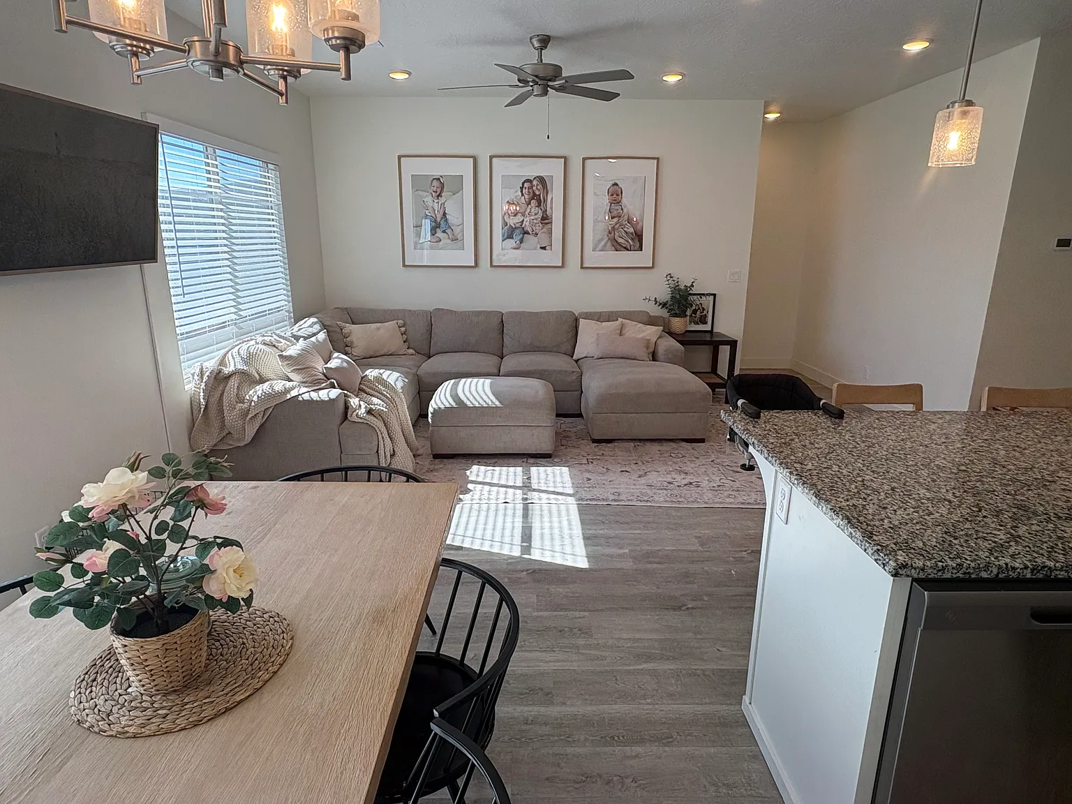 3 bed, 1300 sqft, $2,100 — Photo 4