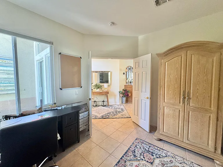78322 Vinewood Dr — Photo 19