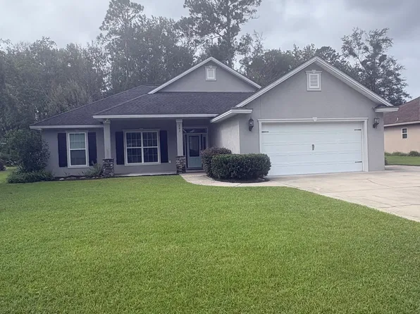 263 Country Walk Cir, Brunswick, GA 31525