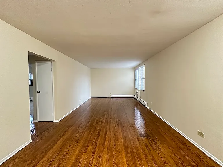 1644 W Sherwin Ave #C3 — Photo 8