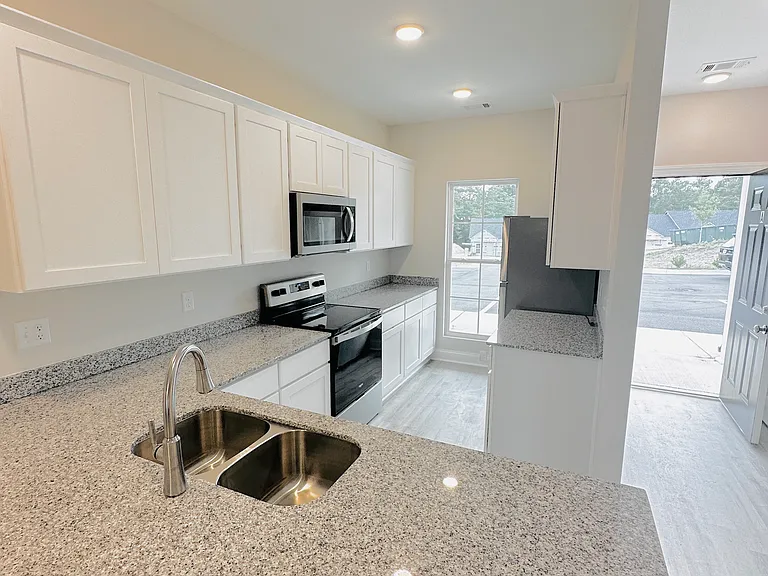 1227 University Ln #C — Photo 14