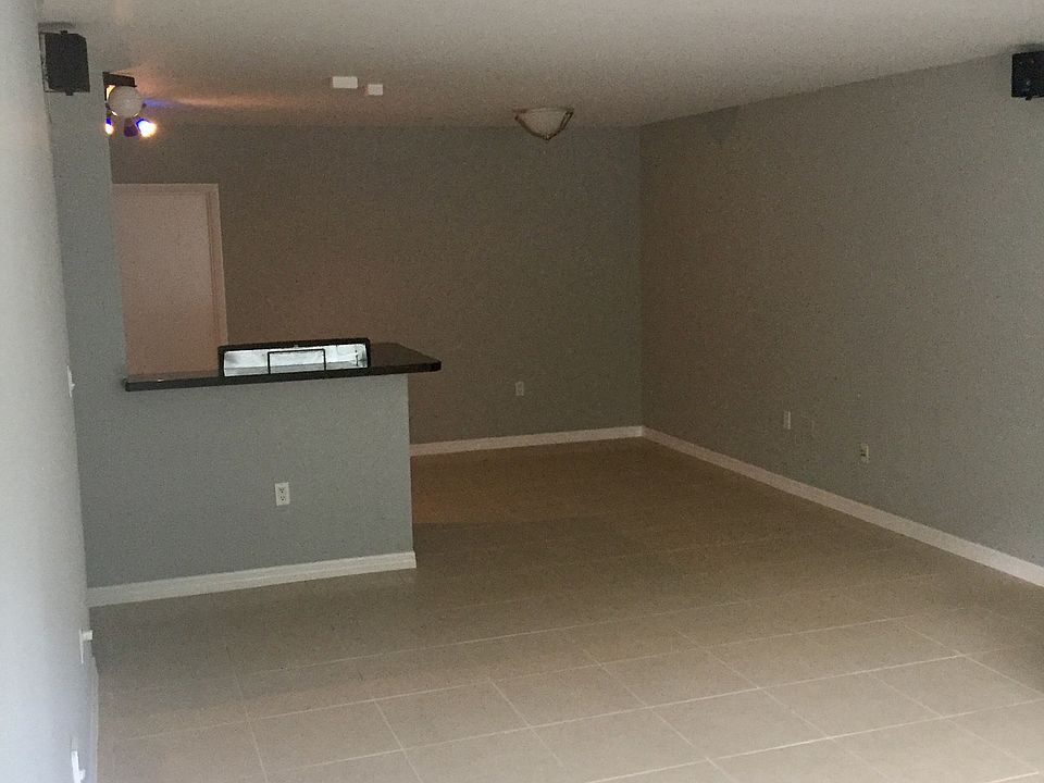 Dining & Living Area