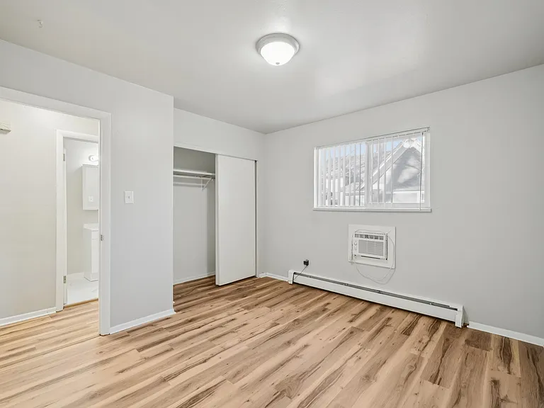 Aspen Creek Apartments — Photo 6