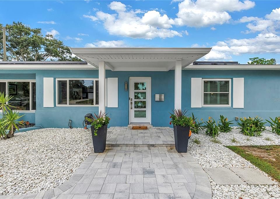1st image of 5237 23RD AVENUE N