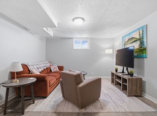 4 S Gay Dr, Longmont, CO 80501