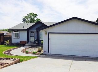 115 Chelsea Ln, Stanfield, OR 97875